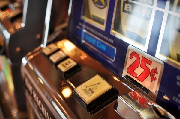 Live dealer at an Asian Games table on aksara4d group